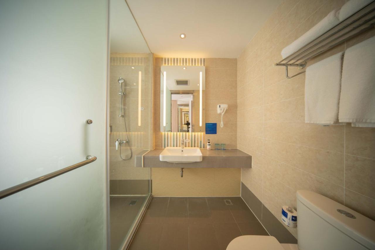 Holiday Inn Express Shanghai Pujiang By Ihg Екстер'єр фото