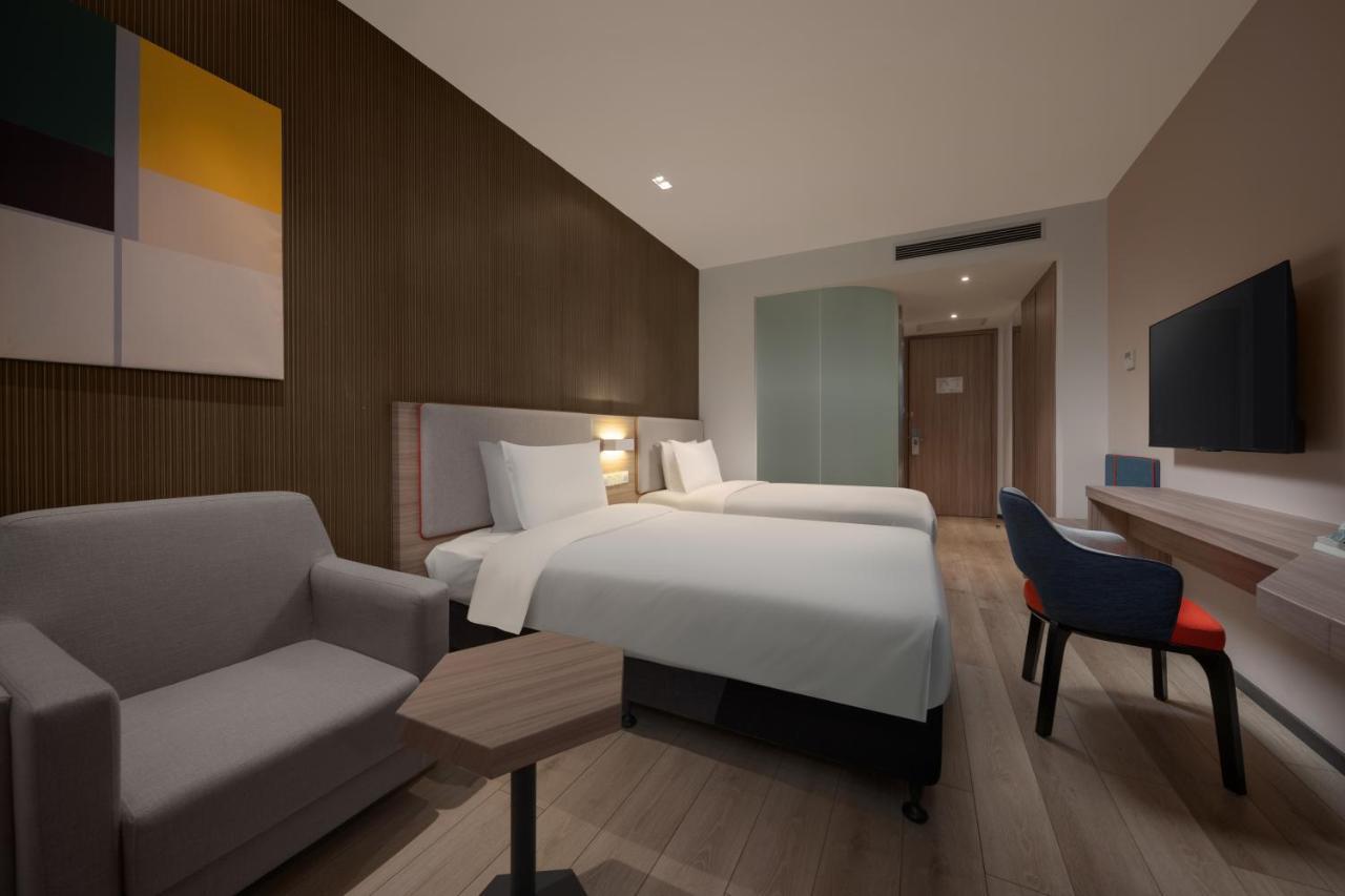 Holiday Inn Express Shanghai Pujiang By Ihg Екстер'єр фото