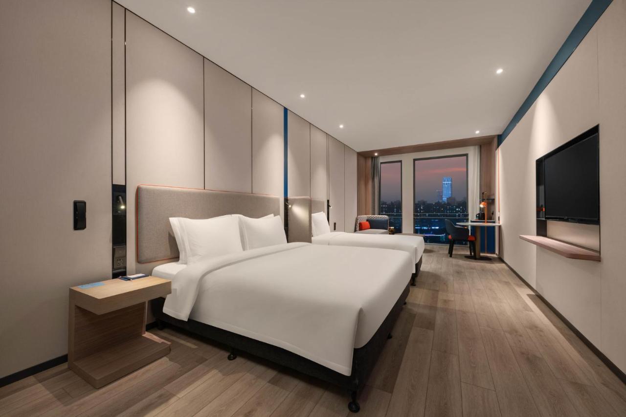 Holiday Inn Express Shanghai Pujiang By Ihg Екстер'єр фото