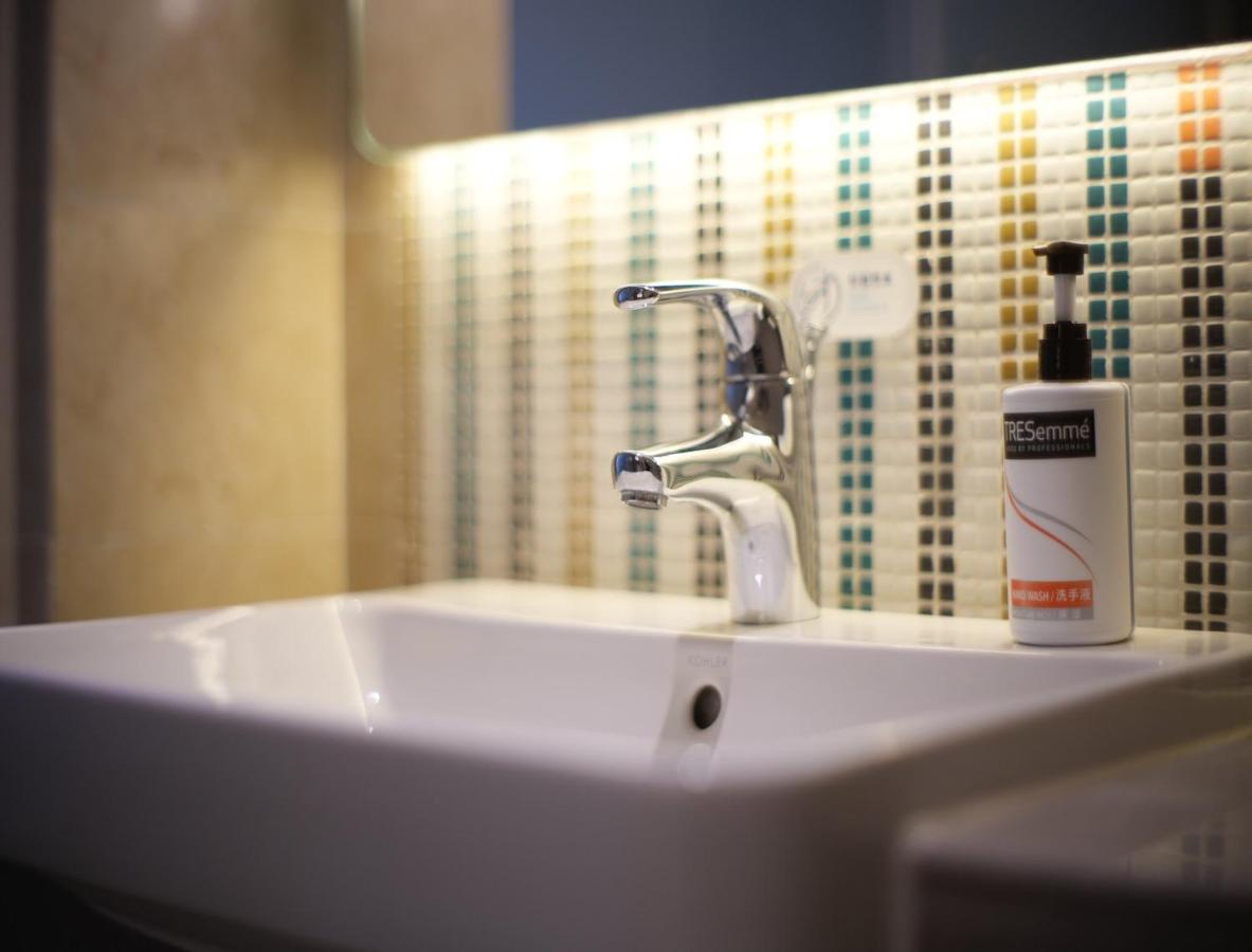 Holiday Inn Express Shanghai Pujiang By Ihg Екстер'єр фото