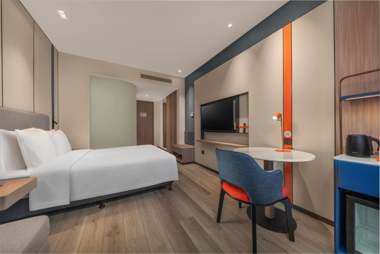 Holiday Inn Express Shanghai Pujiang By Ihg Екстер'єр фото