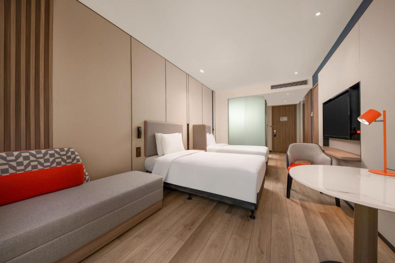 Holiday Inn Express Shanghai Pujiang By Ihg Екстер'єр фото