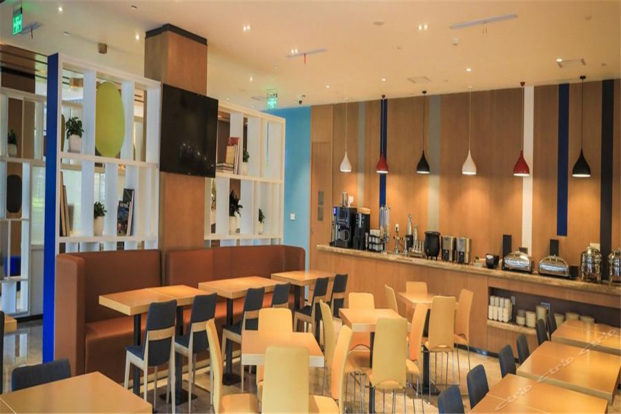 Holiday Inn Express Shanghai Pujiang By Ihg Екстер'єр фото
